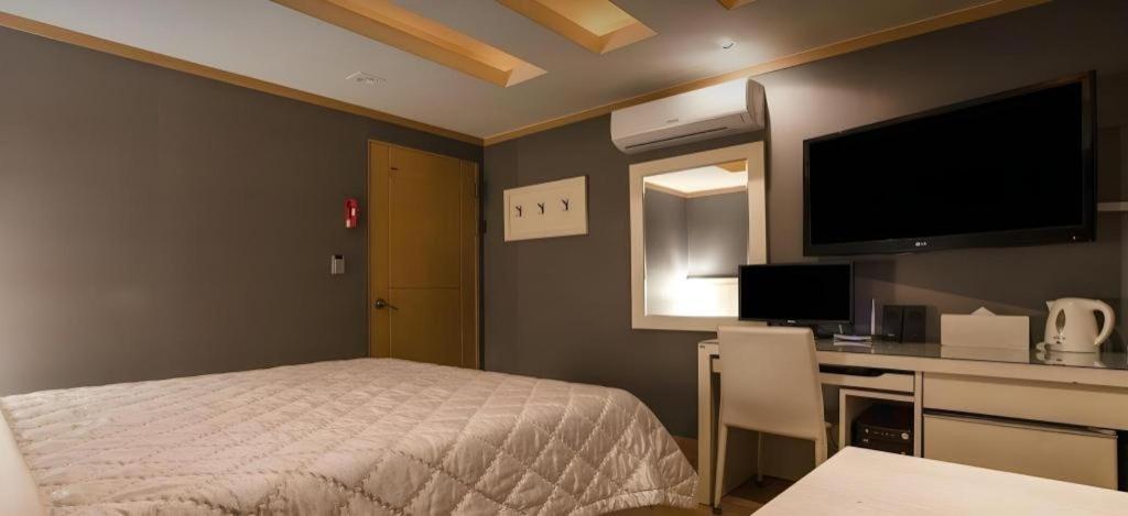 Sinyoung Motel Seoul Exterior photo