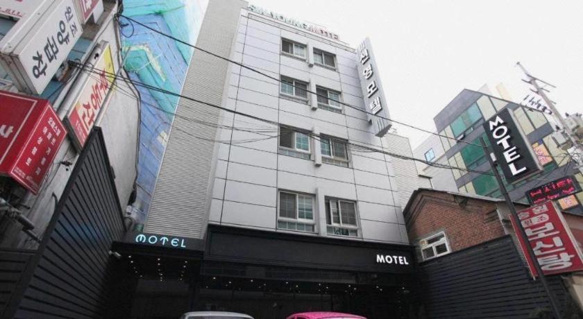Sinyoung Motel Seoul Exterior photo